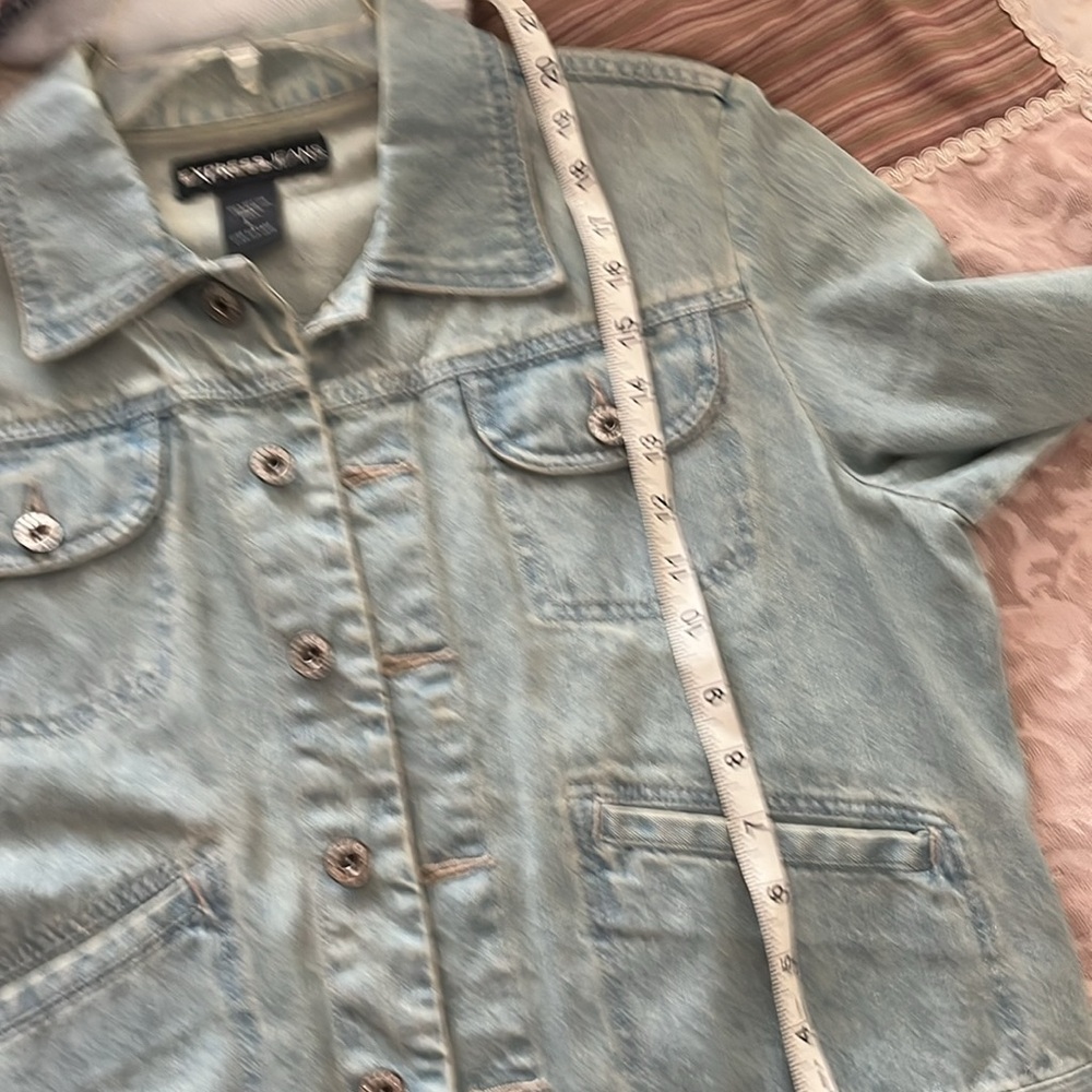 Vintage Express  jeans jacket floral on back used - Picture 10 of 10